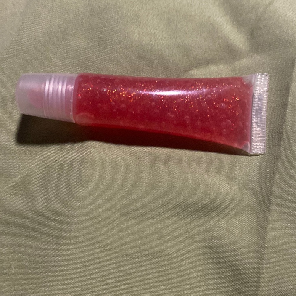 Red lip gloss